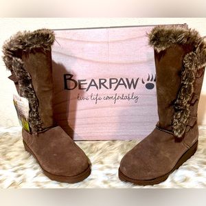 NWT BEARPAW CLAF LENTGH BOOTS